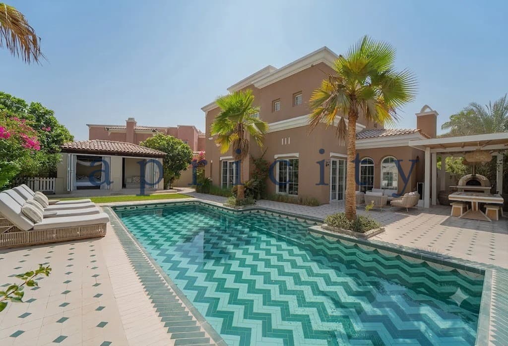 Reduced to Sell | Private | Resort Garden
