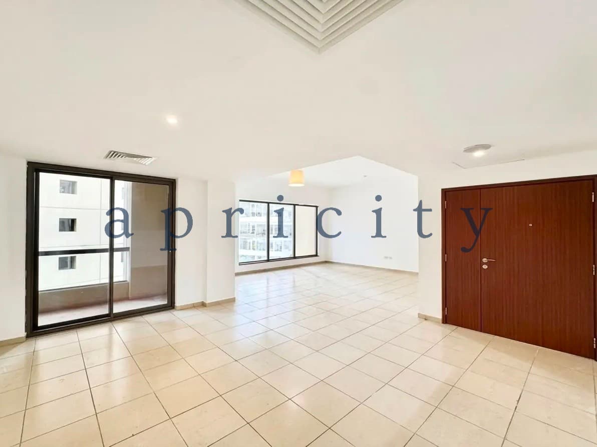 Sea View | Unfurnished | Vacant